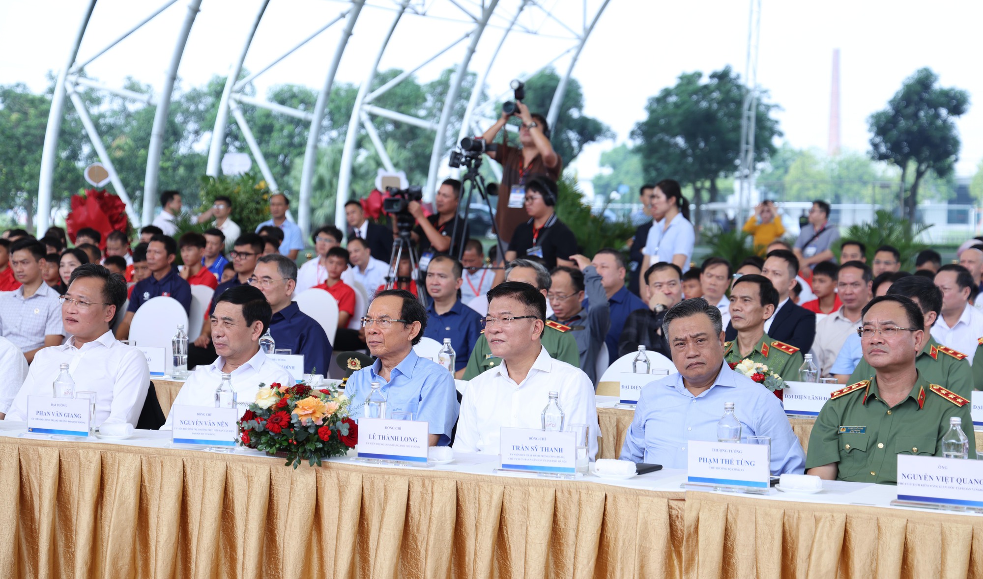 Tổng Bí thư Tô Lâm dự lễ khởi công xây dựng sân vận động hiện đại nhất Việt Nam- Ảnh 2.