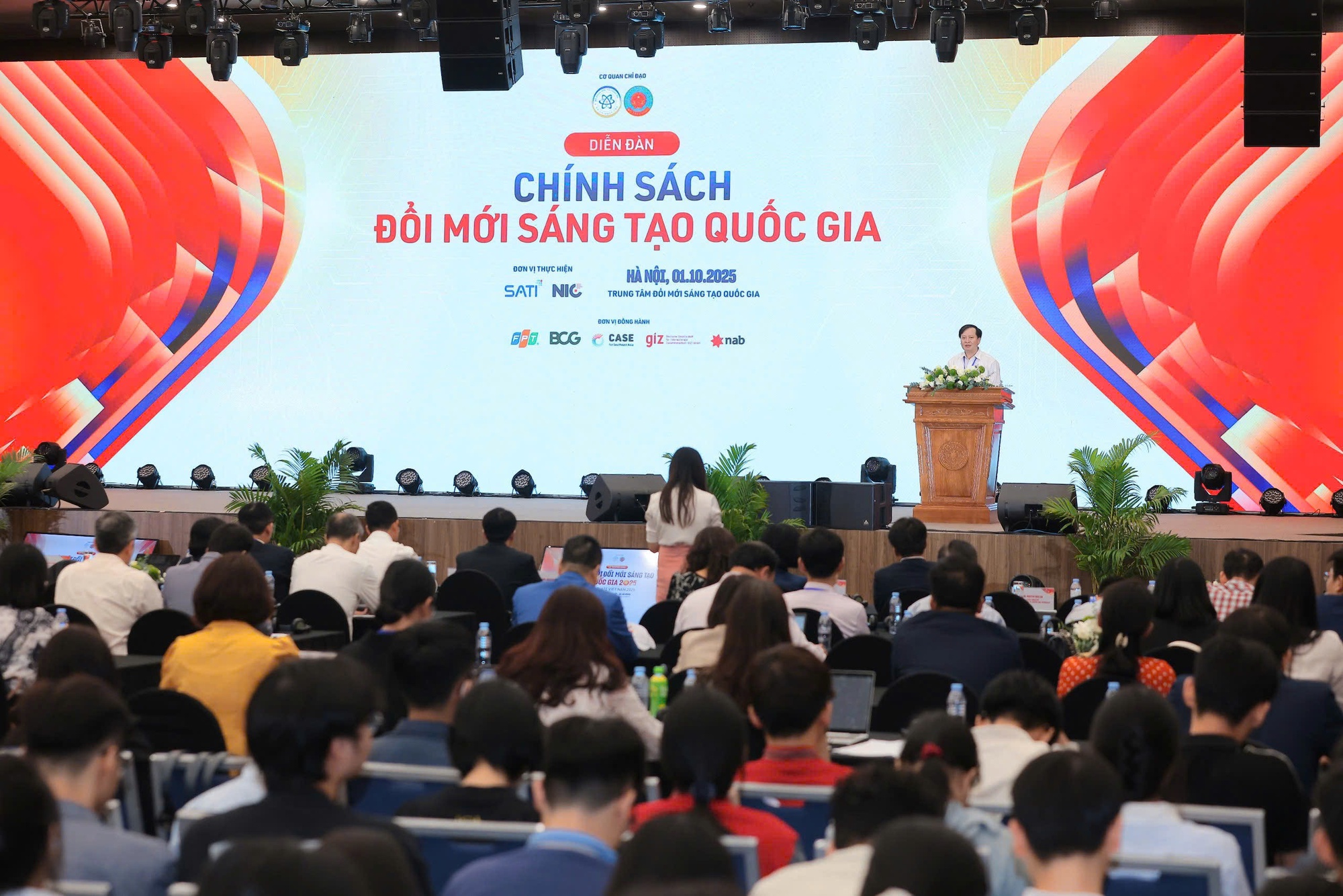 'Làn gió mới' từ chính sách đổi mới sáng tạo: Động lực cho tăng trưởng- Ảnh 1.