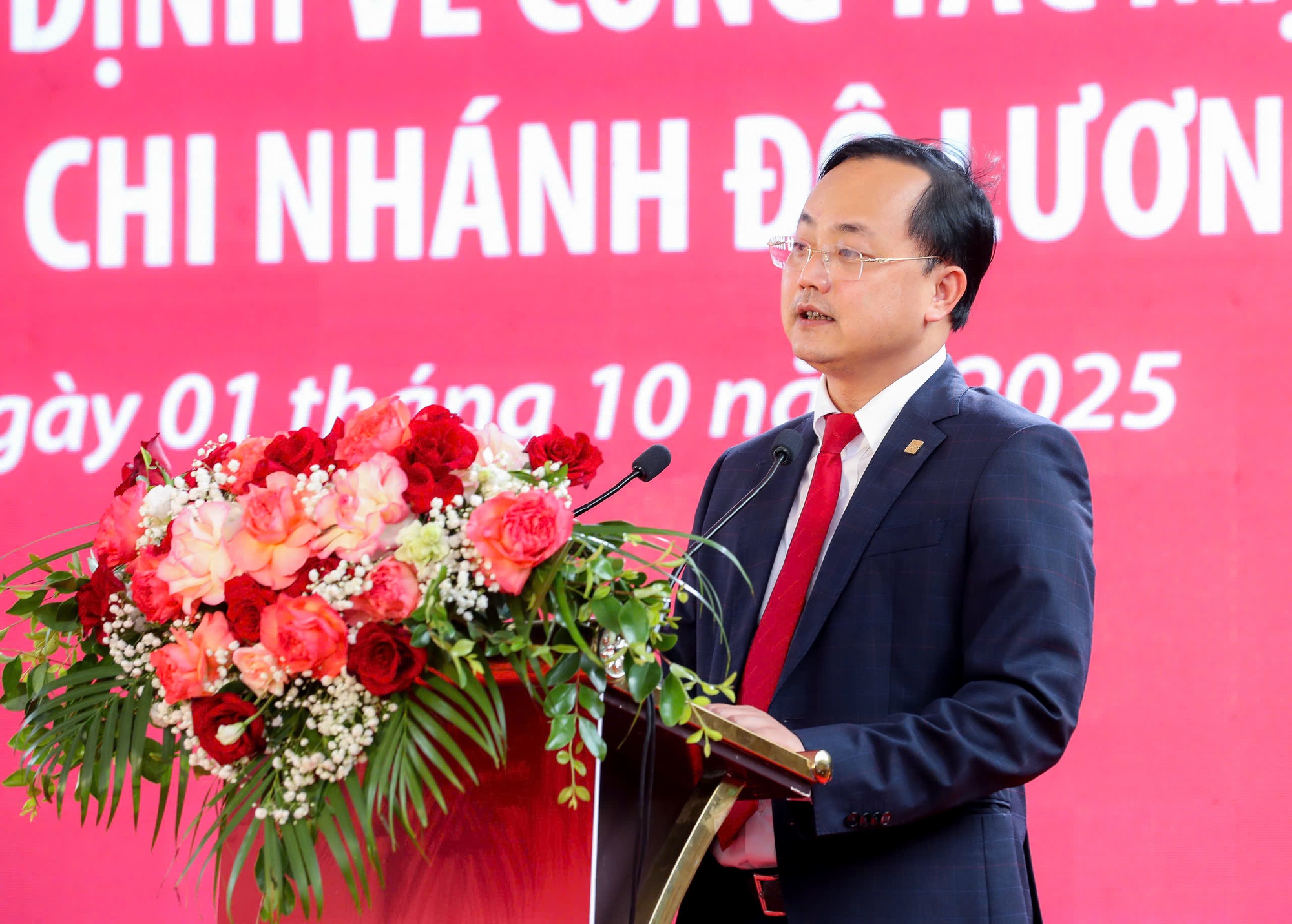Đẩy mạnh sắp xếp mạng lưới, Agribank tăng cường nguồn lực cho 'Tam nông'- Ảnh 1.