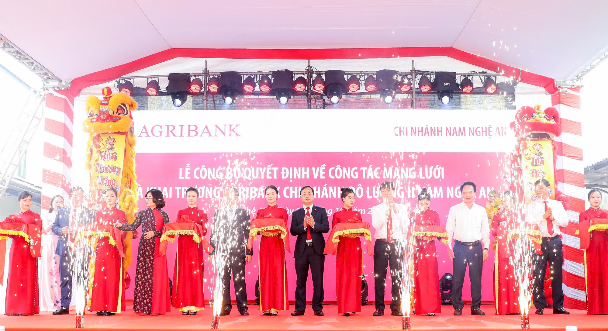 Đẩy mạnh sắp xếp mạng lưới, Agribank tăng cường nguồn lực cho 'Tam nông'- Ảnh 2. Đẩy mạnh sắp xếp mạng lưới, Agribank tăng cường nguồn lực cho 'Tam nông'- Ảnh 2.
