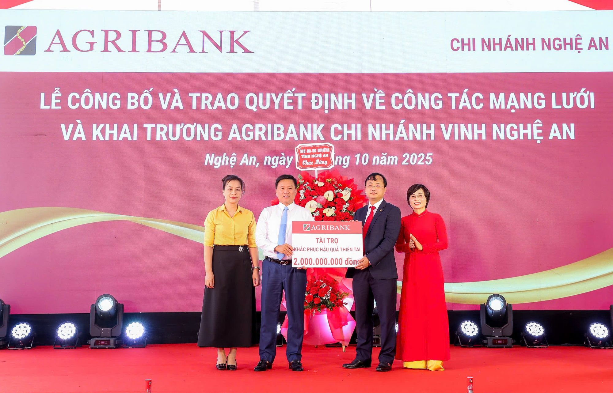 Chủ tịch HĐTV Agribank chỉ đạo khắc phục hậu quả bão số 10- Ảnh 4.
