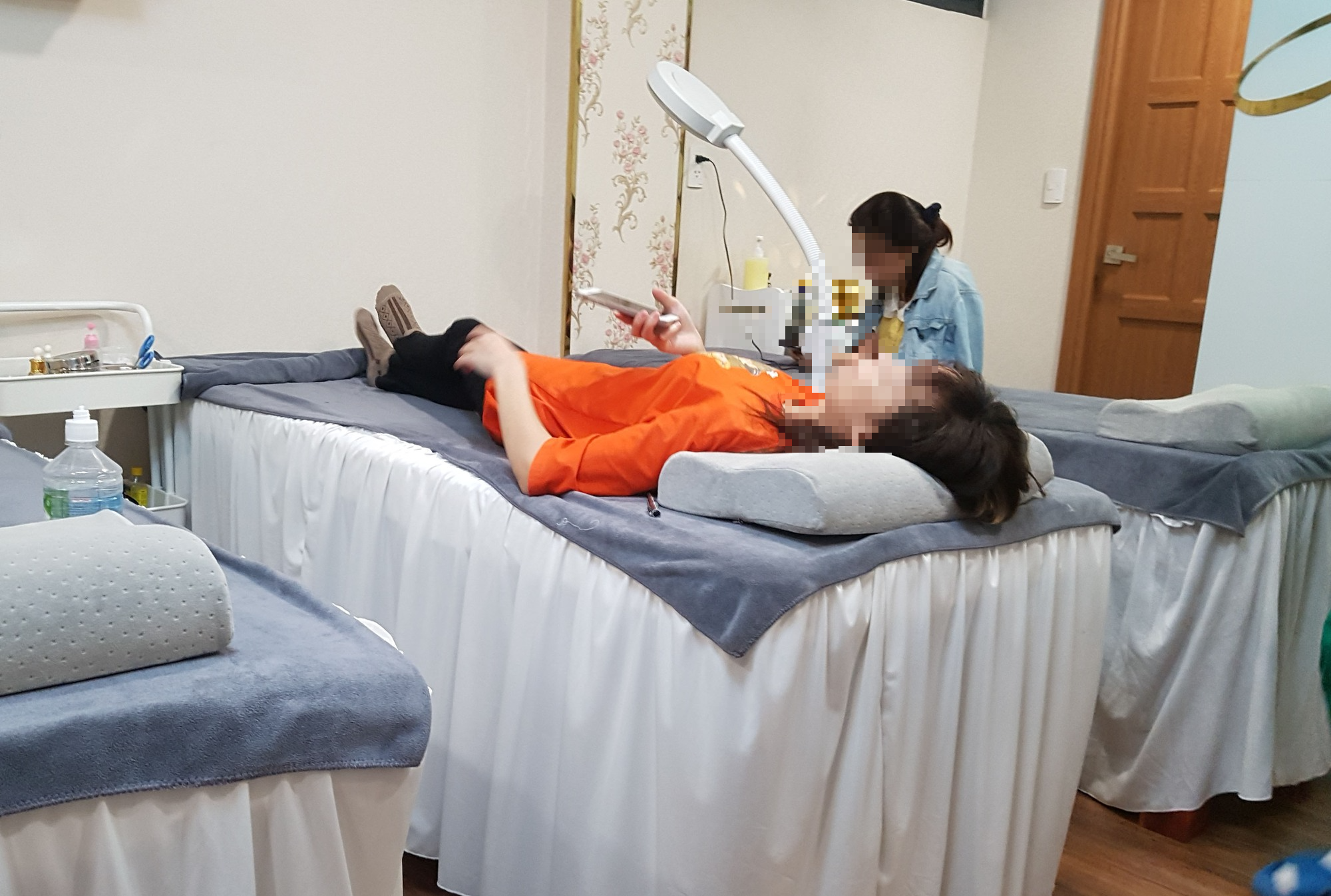 Phát hiện nhiều vi phạm tại cơ sở thẩm mỹ, Bộ Y tế siết chặt quản lý- Ảnh 1.