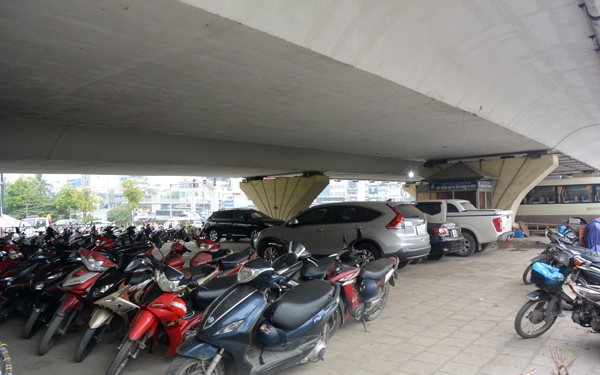 Hà Nội rà soát, xử lý nghiêm các bãi trông xe không nằm trong Quy hoạch
