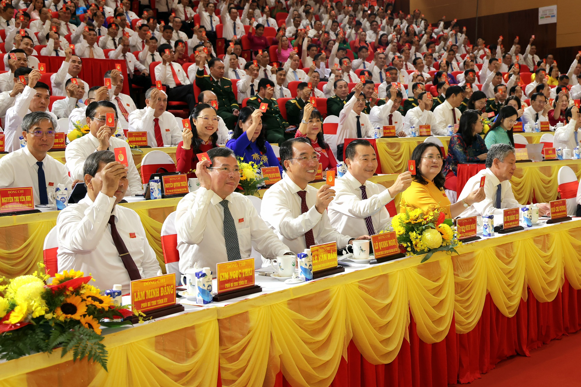 សមាជបក្សខេត្ត Vinh Long៖ Đại hội Đảng bộ tỉnh Vĩnh Long: