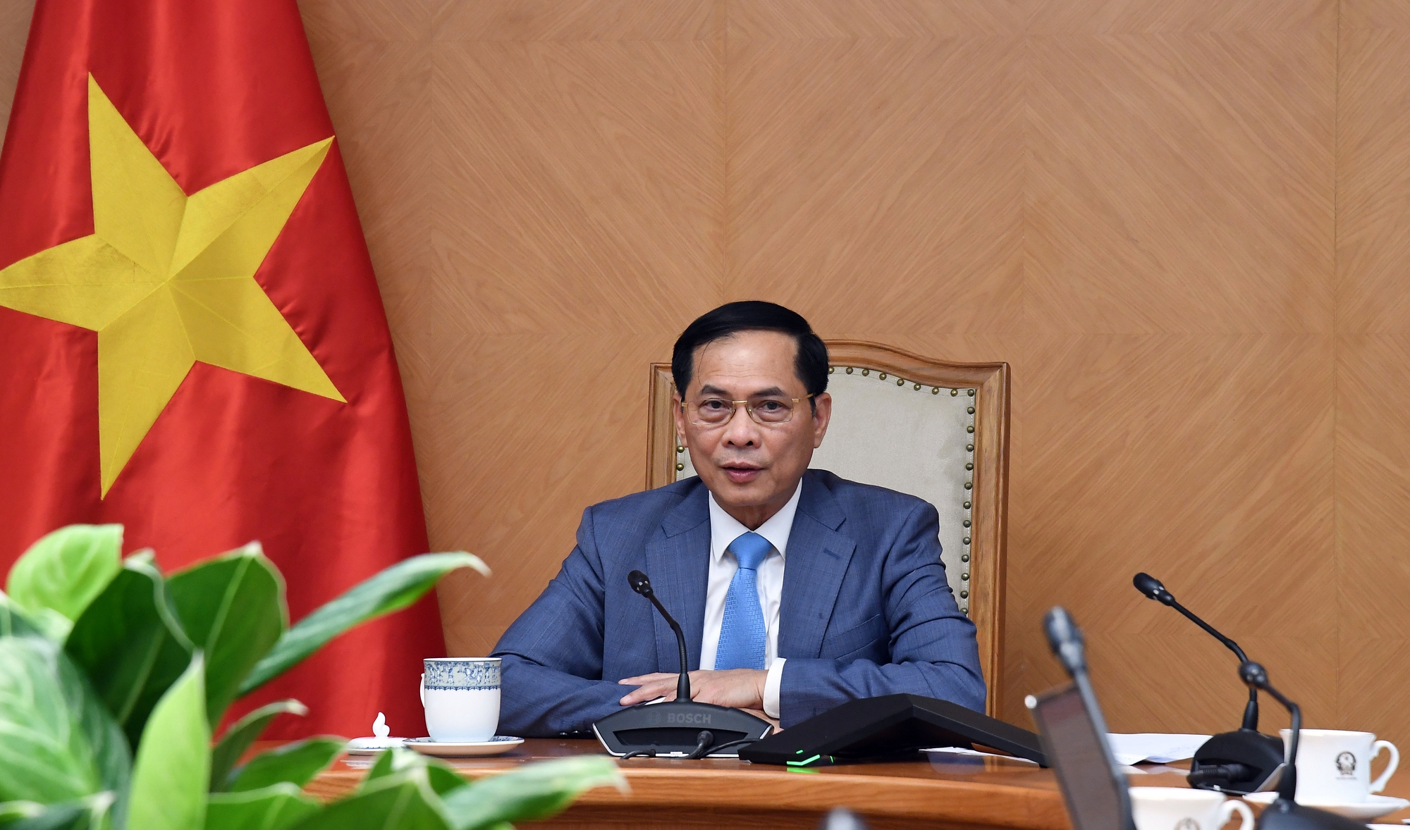 Vương quốc Anh hỗ trợ Việt Nam khắc phục hậu quả bão lụt- Ảnh 1. Vương quốc Anh hỗ trợ Việt Nam khắc phục hậu quả bão lụt- Ảnh 1.