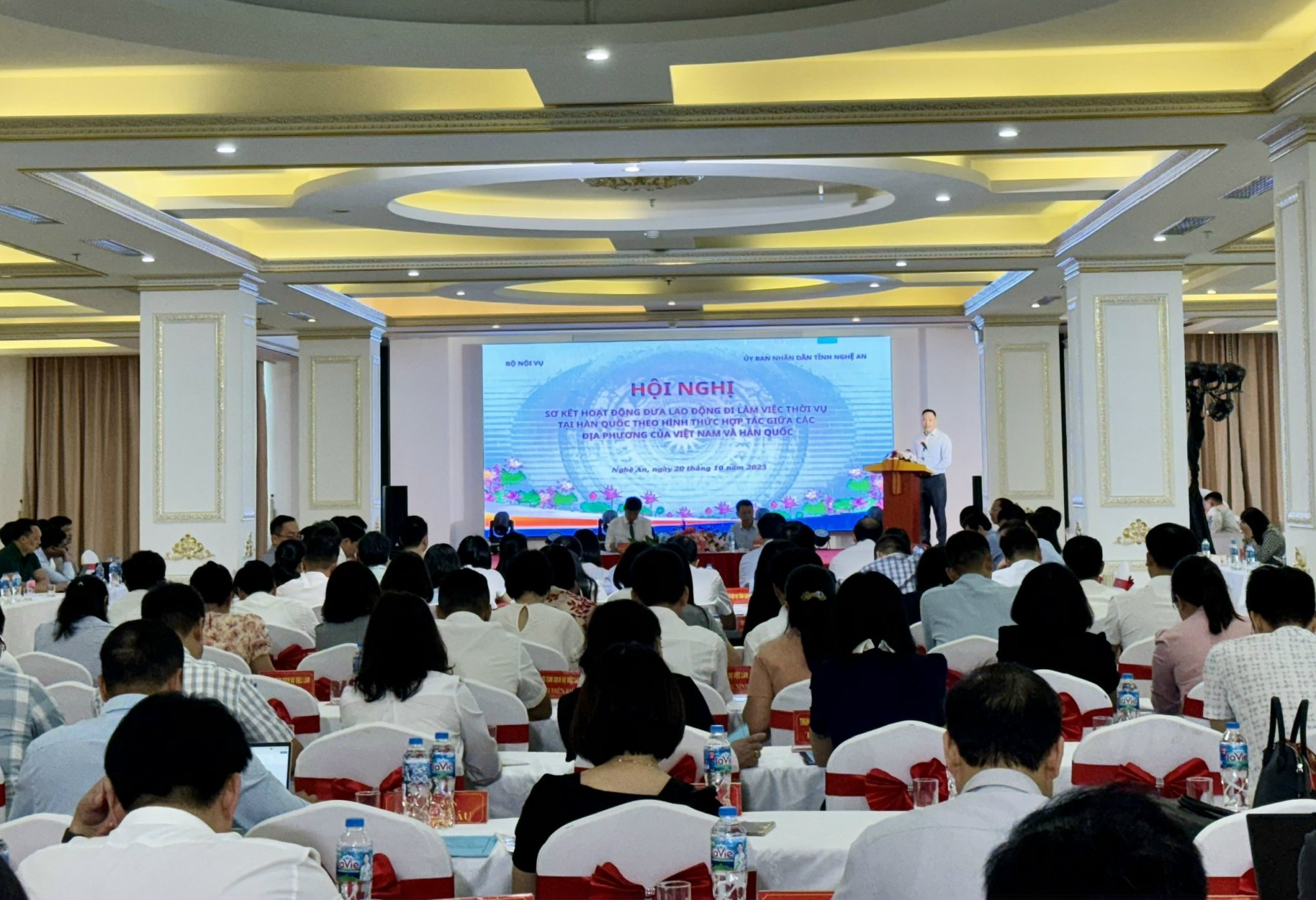 Hơn 10.000 lượt lao động Việt Nam làm việc thời vụ tại Hàn Quốc theo hợp tác địa phương- Ảnh 2. Hơn 10.000 lượt lao động Việt Nam làm việc thời vụ tại Hàn Quốc theo hợp tác địa phương- Ảnh 2.