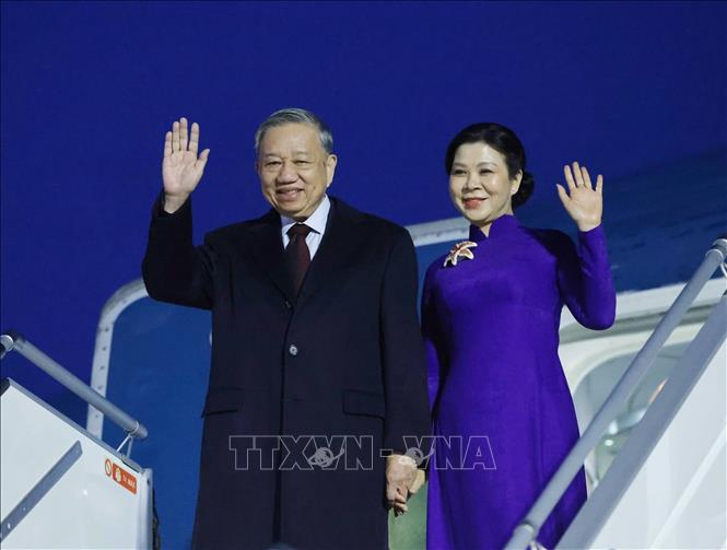 Tổng Bí thư Tô Lâm bắt đầu thăm chính thức Cộng hòa Phần Lan- Ảnh 1. Tổng Bí thư Tô Lâm bắt đầu thăm chính thức Cộng hòa Phần Lan- Ảnh 1.