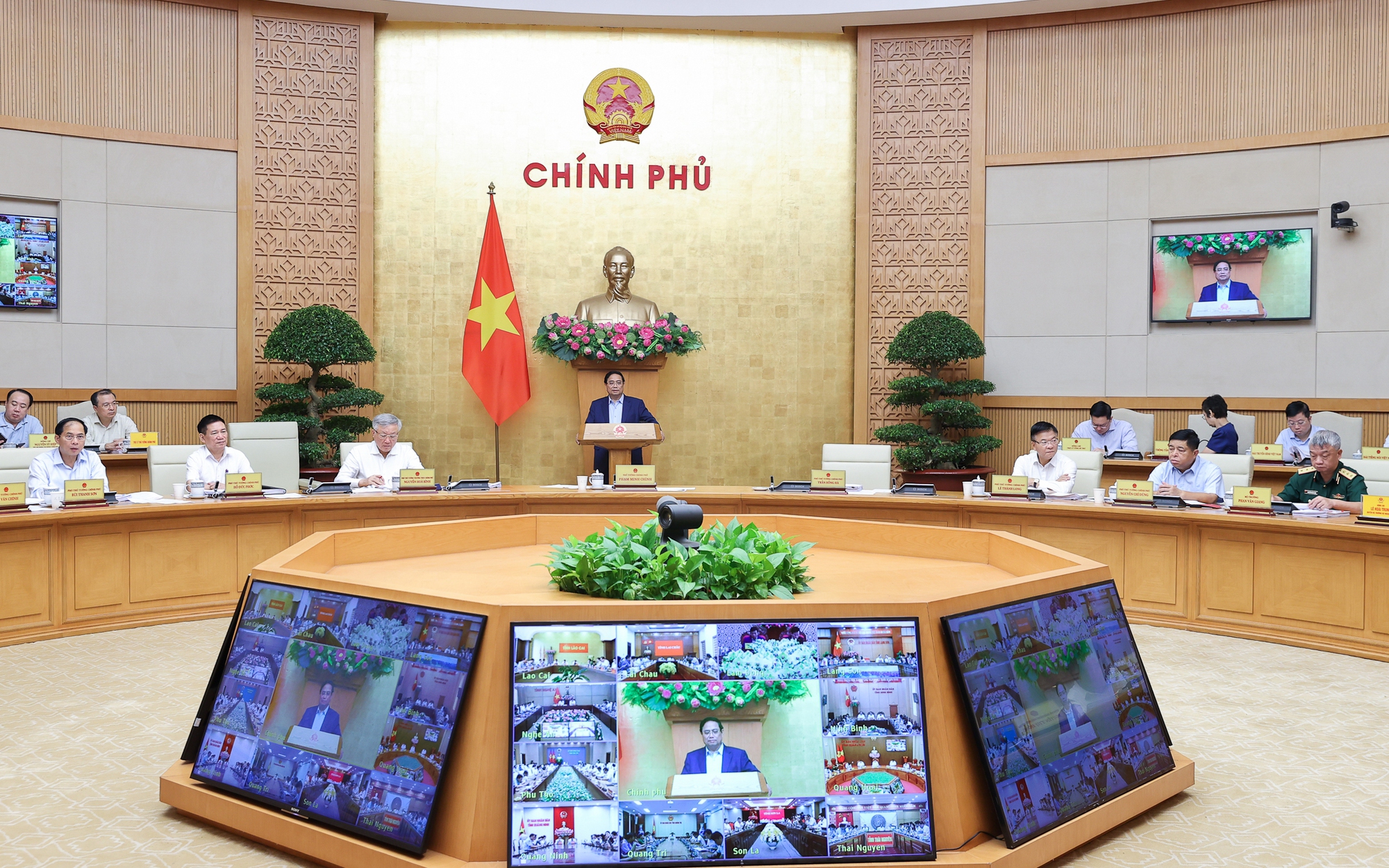 Nhiệm kỳ 2021-2025: Bản lĩnh Chính phủ và những giá trị dài lâu
