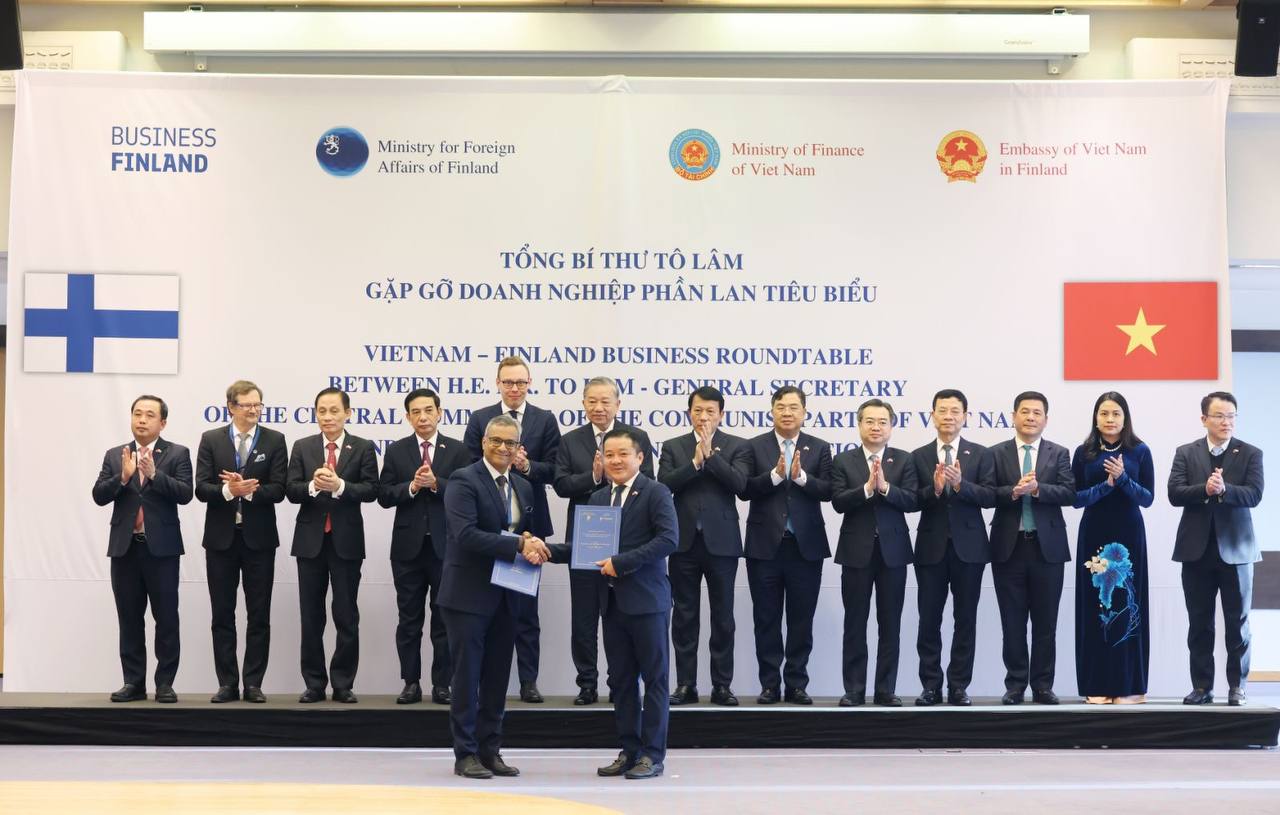 VNPT hợp tác với Phần Lan đẩy mạnh phát triển hạ tầng số và xây dựng môi trường số an toàn- Ảnh 2. VNPT hợp tác với Phần Lan đẩy mạnh phát triển hạ tầng số và xây dựng môi trường số an toàn- Ảnh 2.