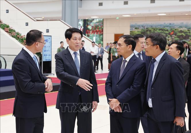 Chủ tịch nước Lương Cường kiểm tra buổi tổng duyệt Lễ mở ký Công ước Hà Nội- Ảnh 2. Chủ tịch nước Lương Cường kiểm tra buổi tổng duyệt Lễ mở ký Công ước Hà Nội- Ảnh 2.