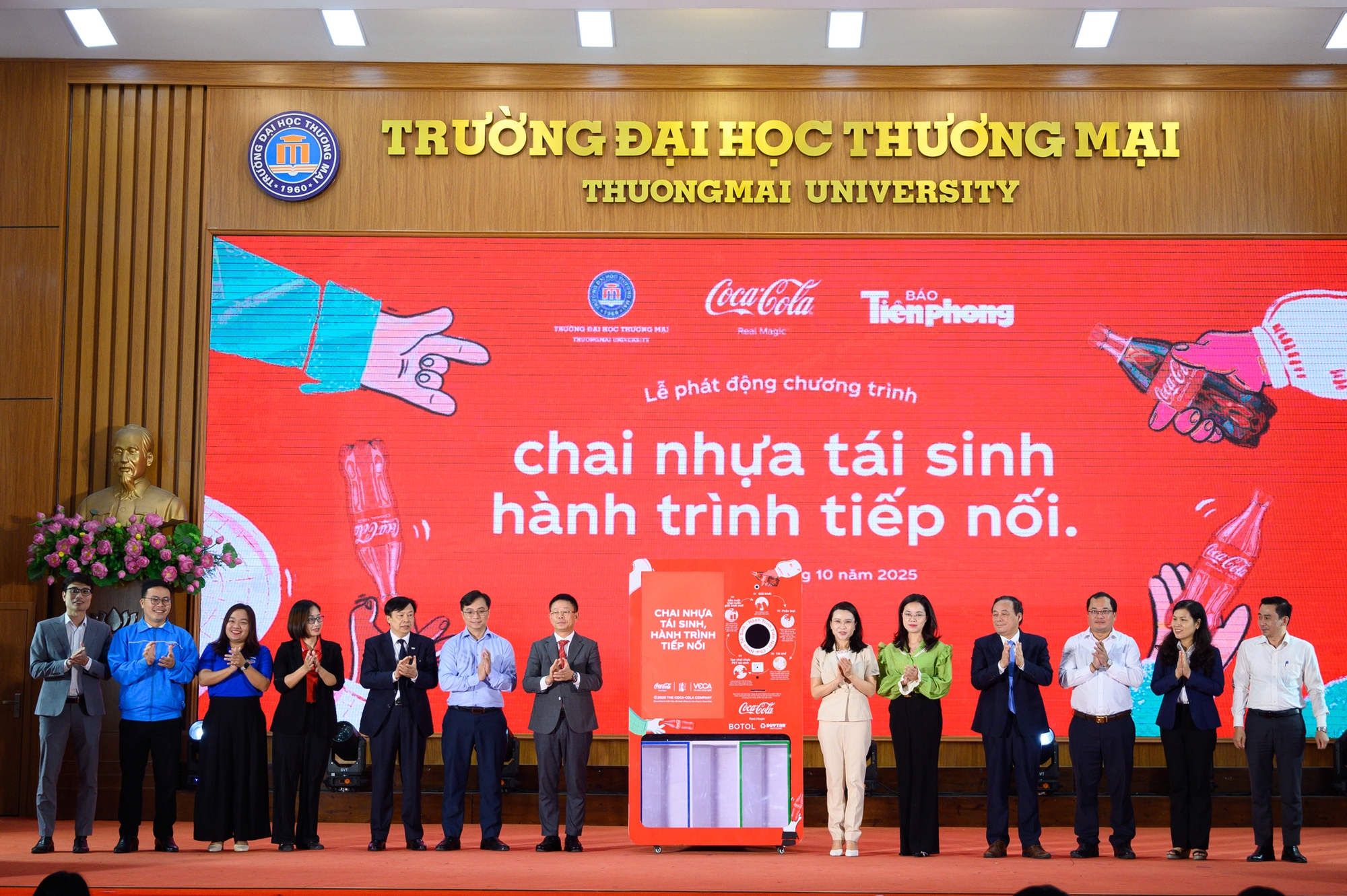 ‘Chai nhựa tái sinh' nâng cao nhận thức bảo vệ môi trường- Ảnh 1. ‘Chai nhựa tái sinh' nâng cao nhận thức bảo vệ môi trường- Ảnh 1.
