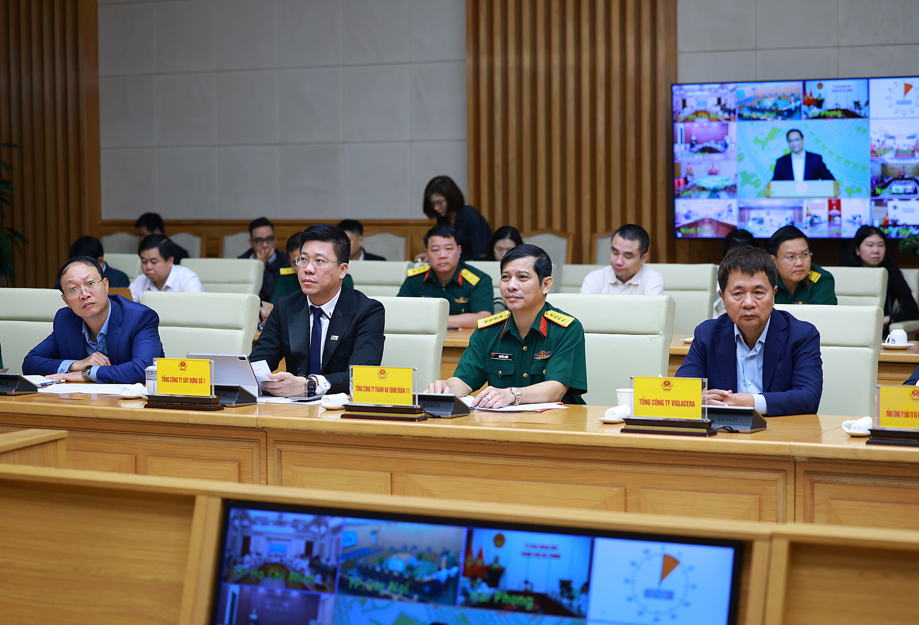 Thủ tướng: Tạo thuận lợi nhất để các dự án nhà ở xã hội hoàn thành trong 2-3 năm- Ảnh 6. Thủ tướng: Tạo thuận lợi nhất để các dự án nhà ở xã hội hoàn thành trong 2-3 năm- Ảnh 6.