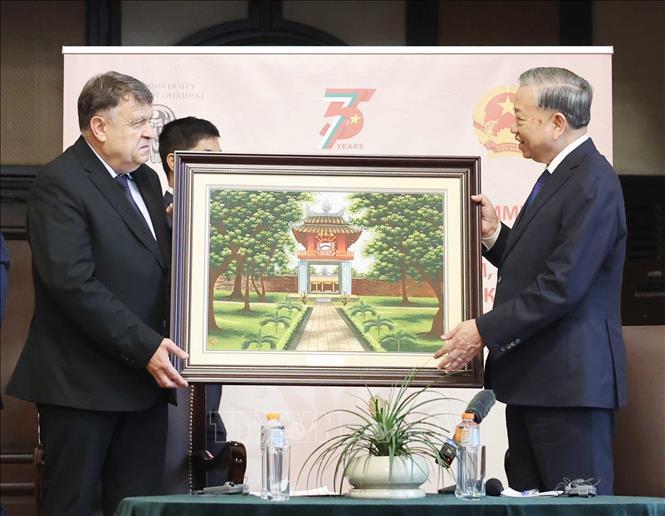 Tổng Bí thư Tô Lâm phát biểu chính sách tại Đại học Sofia- Ảnh 5. Tổng Bí thư Tô Lâm phát biểu chính sách tại Đại học Sofia- Ảnh 5.