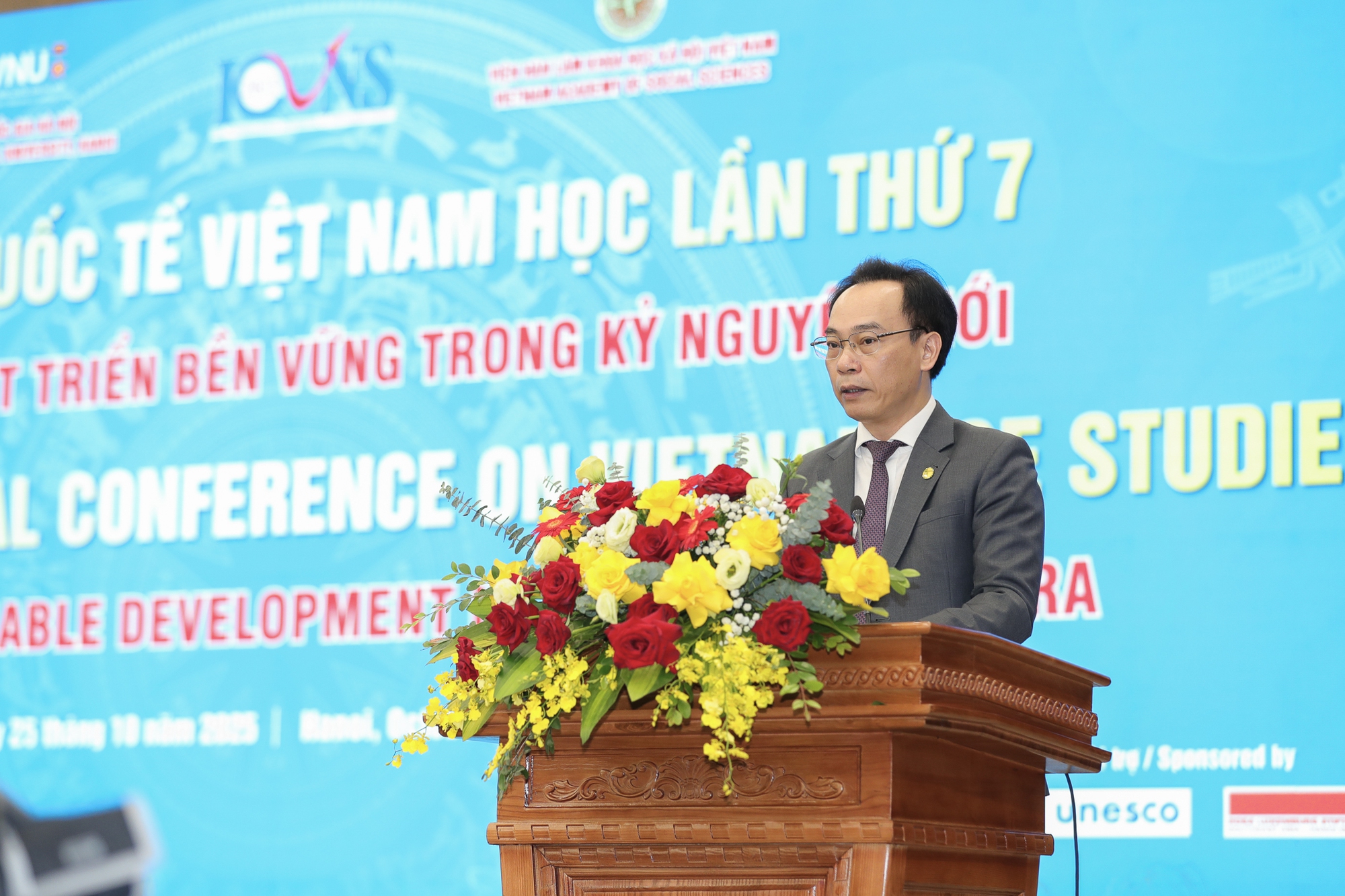Có hàng trăm cơ sở nghiên cứu và giảng dạy Việt Nam học trên thế giới- Ảnh 1. Có hàng trăm cơ sở nghiên cứu và giảng dạy Việt Nam học trên thế giới- Ảnh 1.