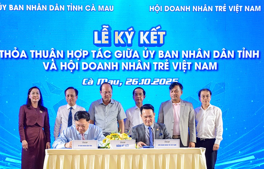 Cà Mau đồng hành cùng doanh nghiệp: Bứt phá từ cải cách và niềm tin đầu tư- Ảnh 1. Cà Mau đồng hành cùng doanh nghiệp: Bứt phá từ cải cách và niềm tin đầu tư- Ảnh 1.
