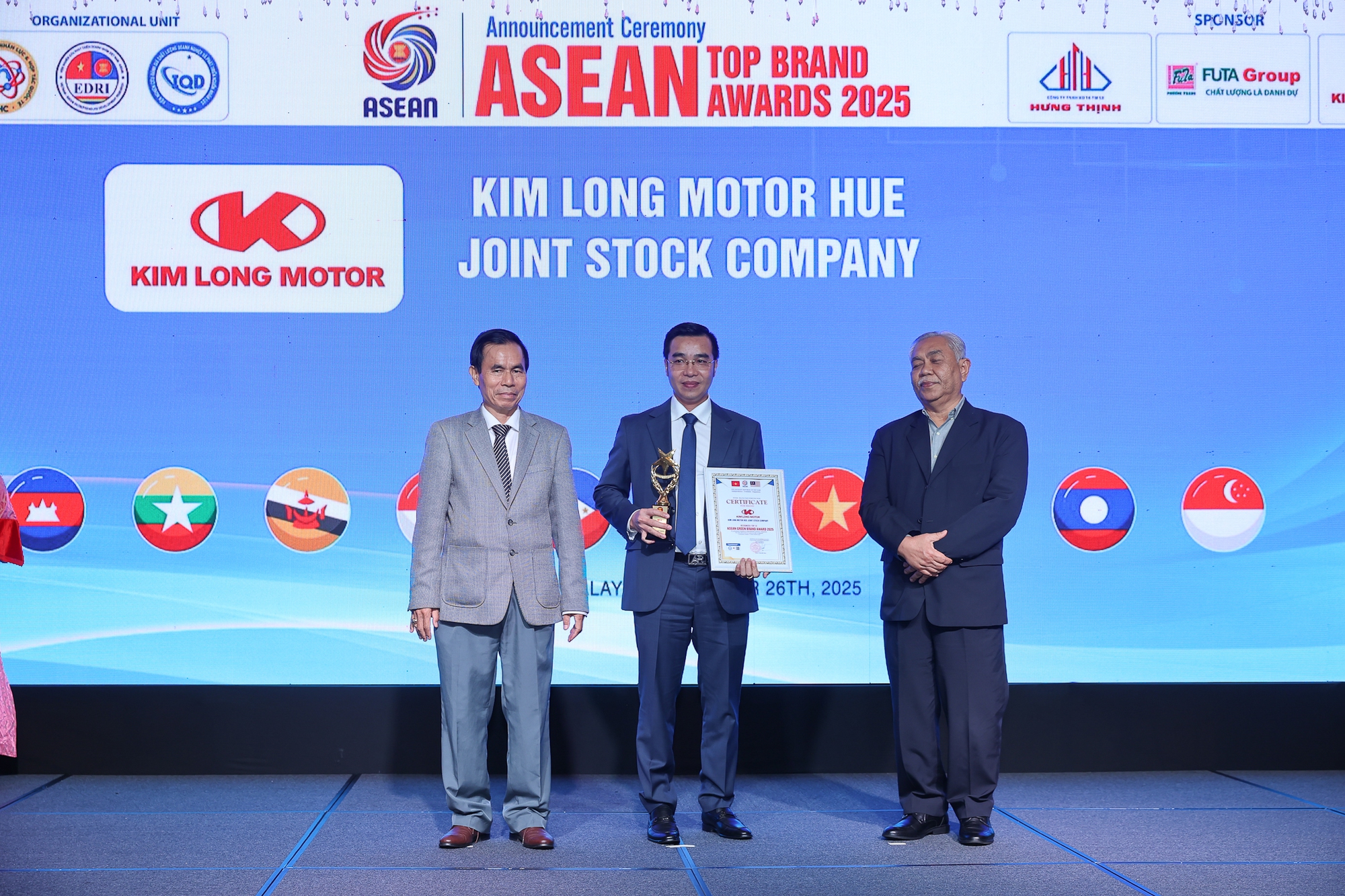 Kim Long Motor nhận giải thưởng "Thương hiệu uy tín hàng đầu ASEAN"- Ảnh 1. Kim Long Motor nhận giải thưởng