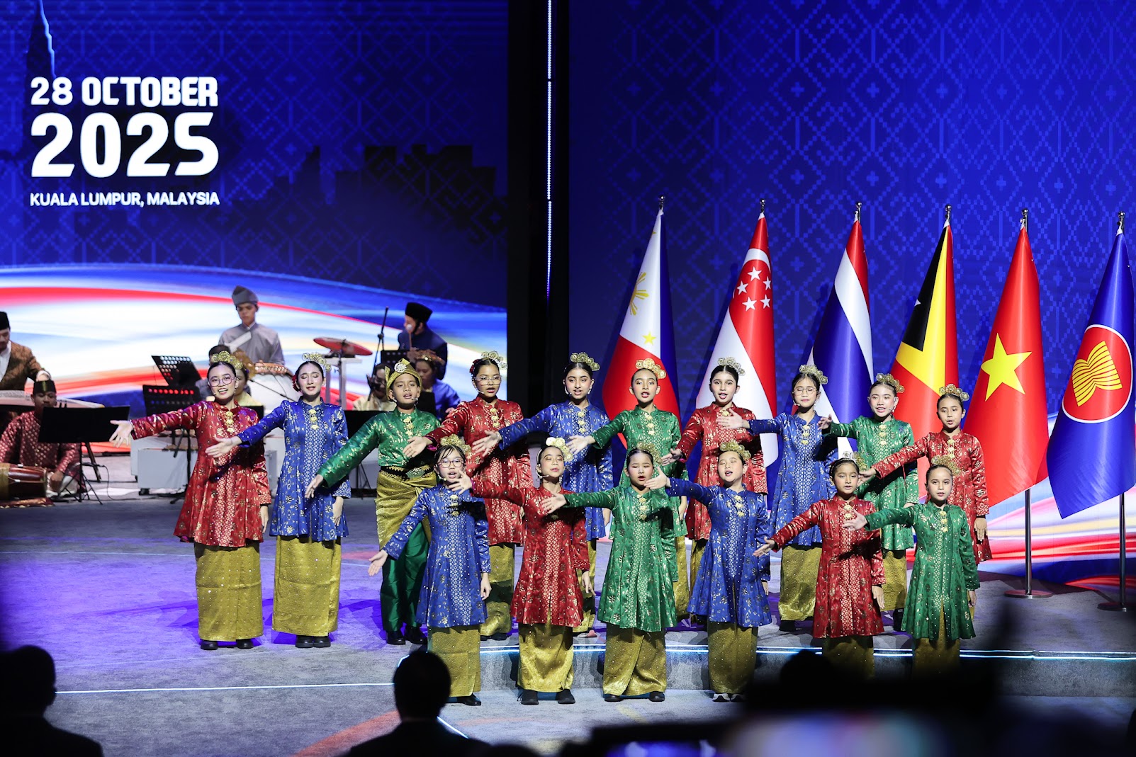 Thủ tướng hoàn thành hơn 40 hoạt động trong chuyến công tác dự Hội nghị Cấp cao ASEAN 47- Ảnh 4.