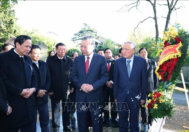 Tổng Bí thư Tô Lâm viếng Karl Marx - Lãnh tụ của giai cấp vô sản- Ảnh 4. Tổng Bí thư Tô Lâm viếng Karl Marx - Lãnh tụ của giai cấp vô sản- Ảnh 4.