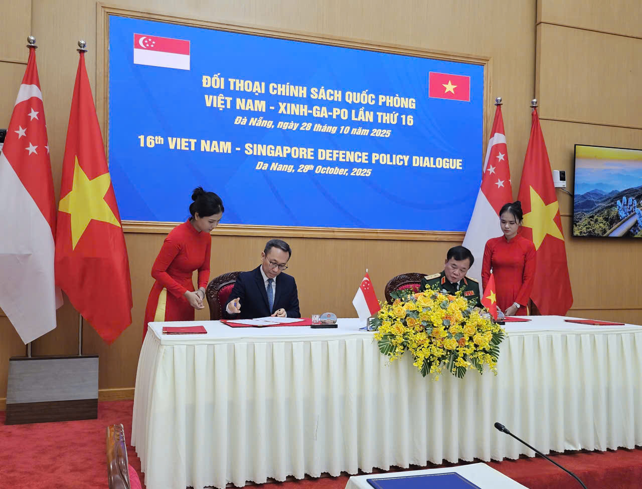 Đối thoại Chính sách Quốc phòng Việt Nam – Singapore lần thứ 16- Ảnh 1. Đối thoại Chính sách Quốc phòng Việt Nam – Singapore lần thứ 16- Ảnh 1.
