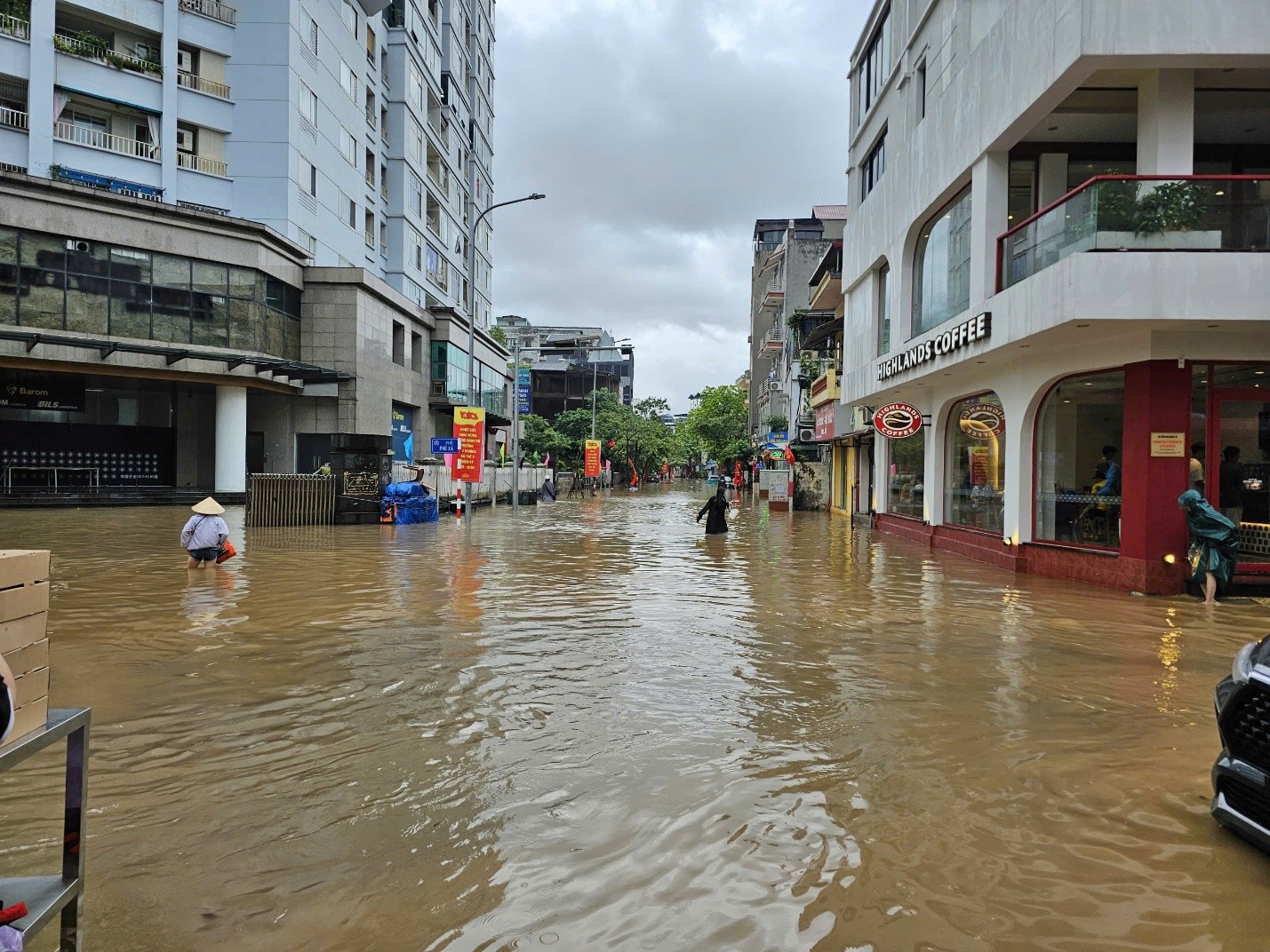 Ngập úng đô thị - 'lời cảnh báo' về sự phát triển hạ tầng thiếu kiểm soát