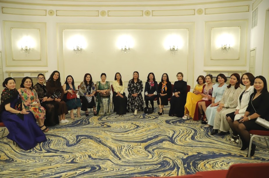 Doanh nghiệp Việt Nam tại EU: Đoàn kết, phát triển, hướng về cội nguồn- Ảnh 3. Doanh nghiệp Việt Nam tại EU: Đoàn kết, phát triển, hướng về cội nguồn- Ảnh 3.