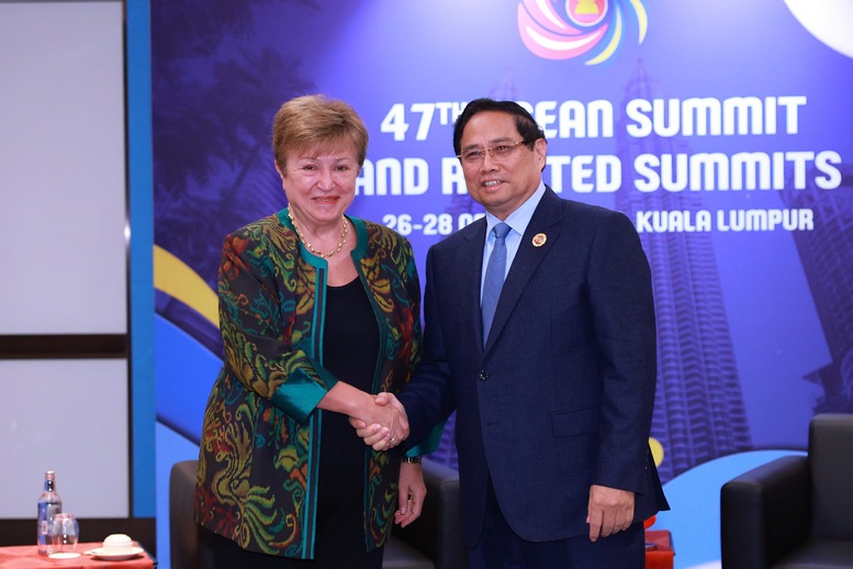 Hoạt động tích cực và hiệu quả, Thủ tướng tận dụng mọi cơ hội để nâng cao vị thế, hình ảnh Việt Nam và phát triển đất nước- Ảnh 12. Hoạt động tích cực và hiệu quả, Thủ tướng tận dụng mọi cơ hội để nâng cao vị thế, hình ảnh Việt Nam và phát triển đất nước- Ảnh 12.