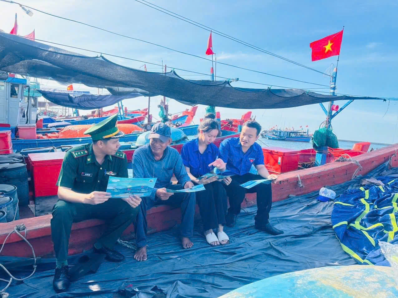Quảng Ngãi mạnh tay xử phạt tàu cá vi phạm IUU- Ảnh 2.