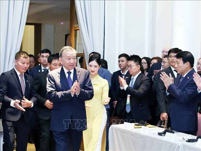 Tổng Bí thư Tô Lâm phát biểu tại Hội nghị Kinh tế cấp cao Việt Nam - Anh- Ảnh 1. Tổng Bí thư Tô Lâm phát biểu tại Hội nghị Kinh tế cấp cao Việt Nam - Anh- Ảnh 1.