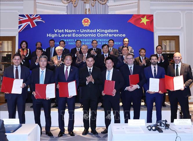 Tổng Bí thư Tô Lâm phát biểu tại Hội nghị Kinh tế cấp cao Việt Nam - Anh- Ảnh 6. Tổng Bí thư Tô Lâm phát biểu tại Hội nghị Kinh tế cấp cao Việt Nam - Anh- Ảnh 6.