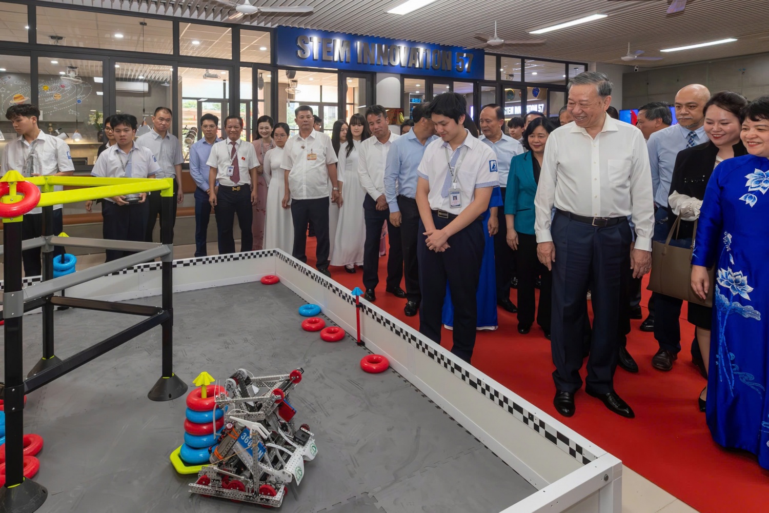 Petrovietnam thúc đẩy đổi mới sáng tạo qua chương trình STEM Innovation- Ảnh 2.
