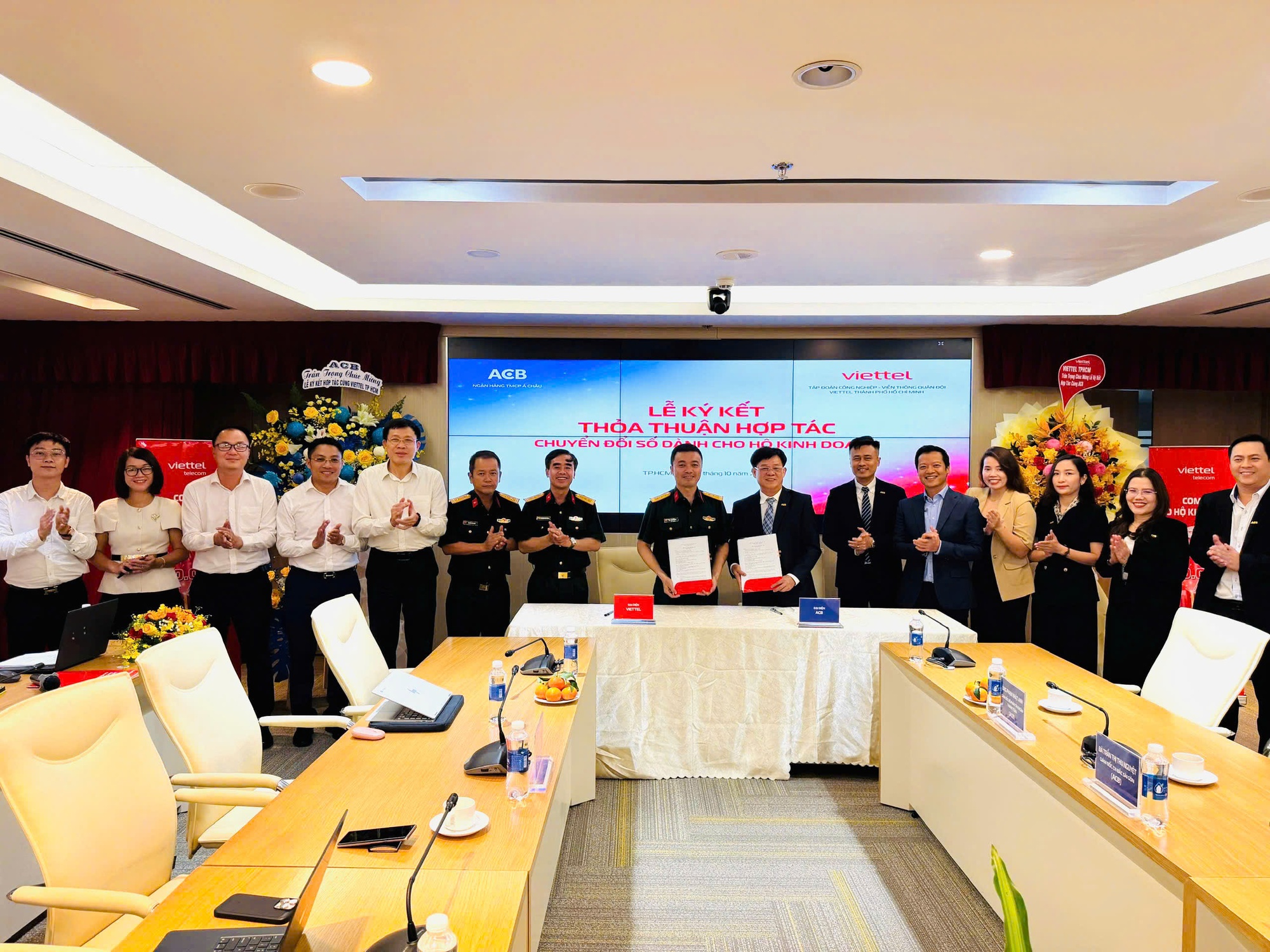 ACB hợp tác với Viettel để thúc đẩy chuyển đổi số cho doanh nghiệp và hộ kinh doanh- Ảnh 1. ACB hợp tác với Viettel để thúc đẩy chuyển đổi số cho doanh nghiệp và hộ kinh doanh- Ảnh 1.