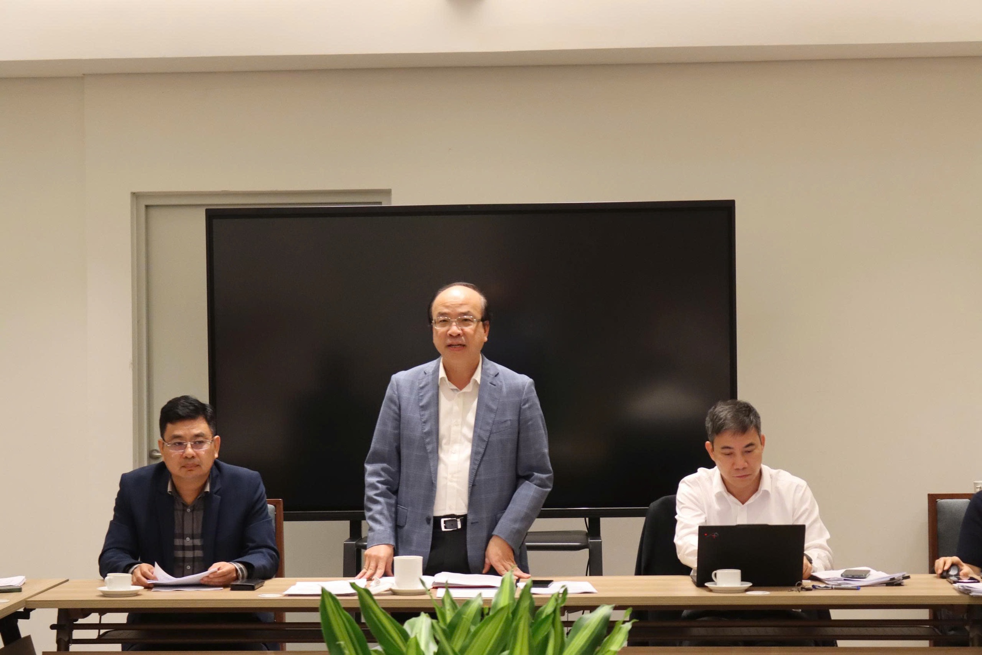 Thẩm định cơ chế, chính sách đặc thù cho dự án đường sắt tốc độ cao Bắc-Nam- Ảnh 1. Thẩm định cơ chế, chính sách đặc thù cho dự án đường sắt tốc độ cao Bắc-Nam- Ảnh 1.