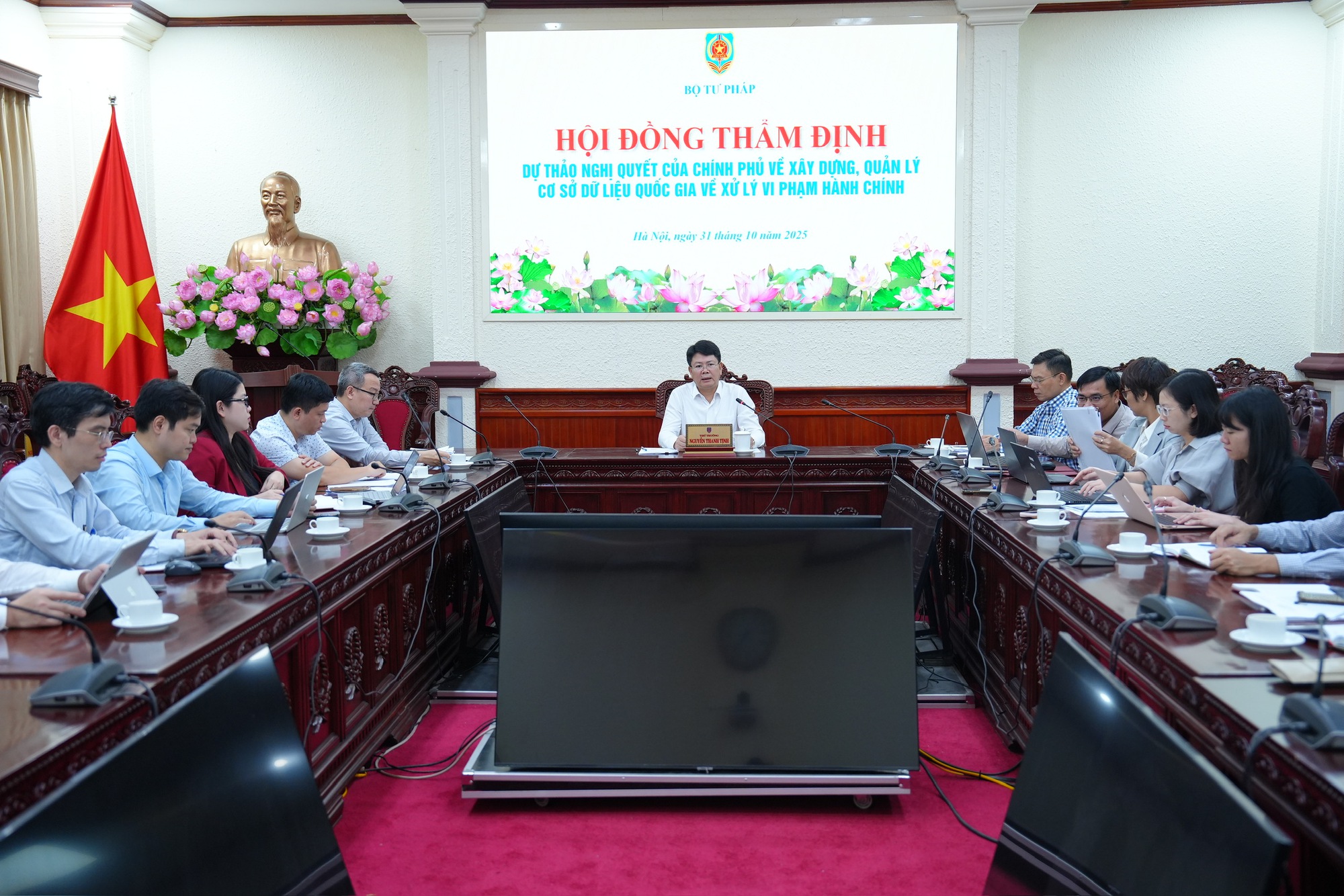 Thẩm định Nghị quyết về xây dựng, quản lý Cơ sở dữ liệu quốc gia về xử lý vi phạm hành chính- Ảnh 2.