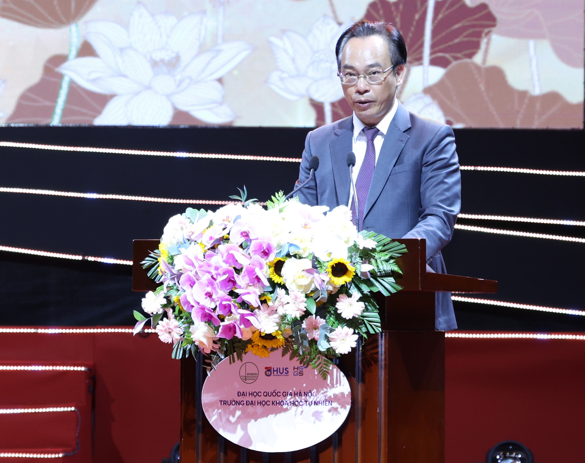 'Ngày đặc biệt' tại trường chuyên có bề dày 60 năm truyền thống- Ảnh 5.