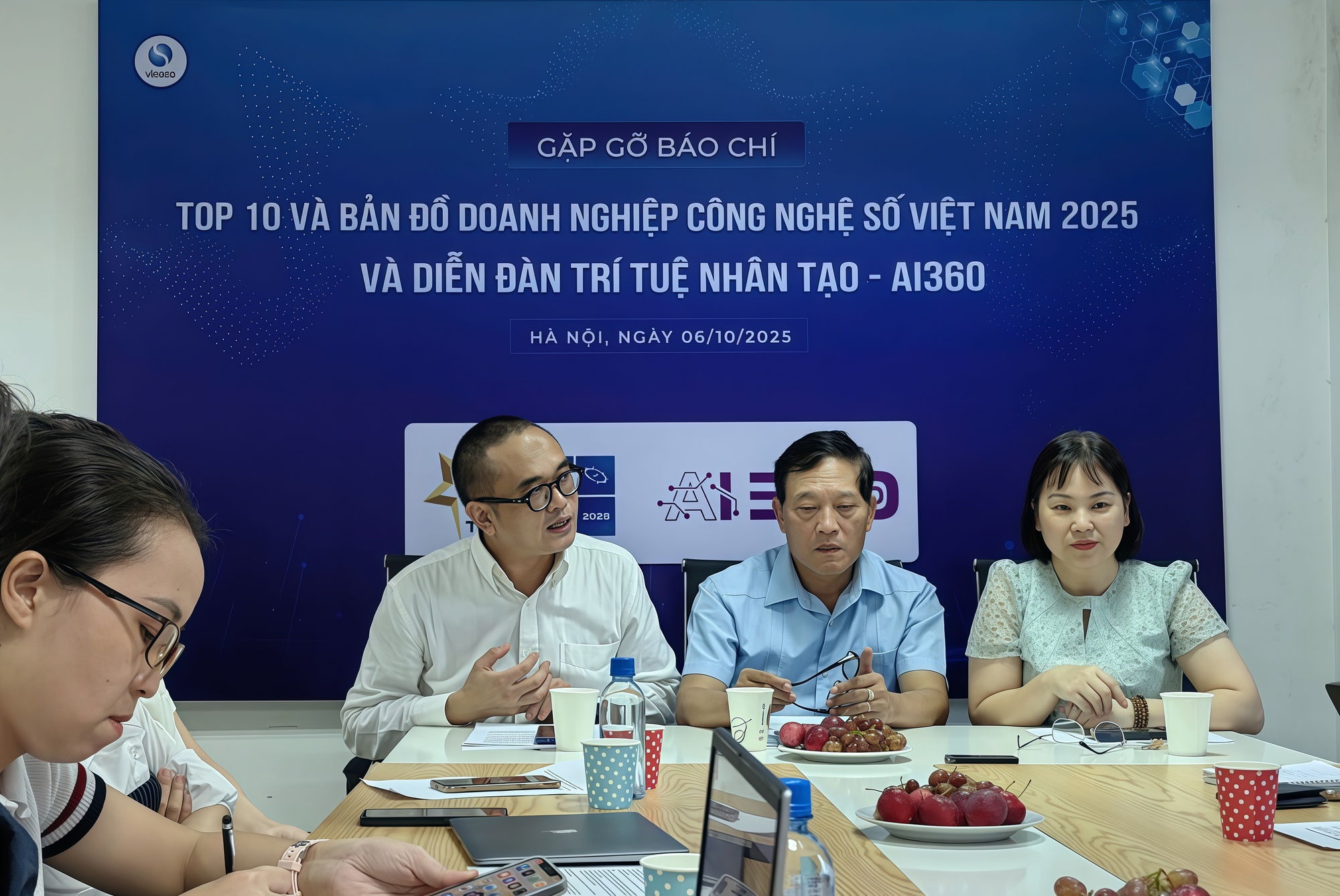 Lần đầu công bố Top 10 doanh nghiệp công nghệ gắn với bản đồ số- Ảnh 1.