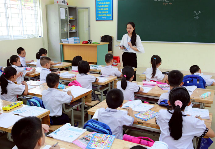 Đề xuất quy định tiêu chuẩn nghề nghiệp giáo viên tiểu học, trung học cơ sở- Ảnh 1. Đề xuất quy định tiêu chuẩn nghề nghiệp giáo viên tiểu học, trung học cơ sở- Ảnh 1.