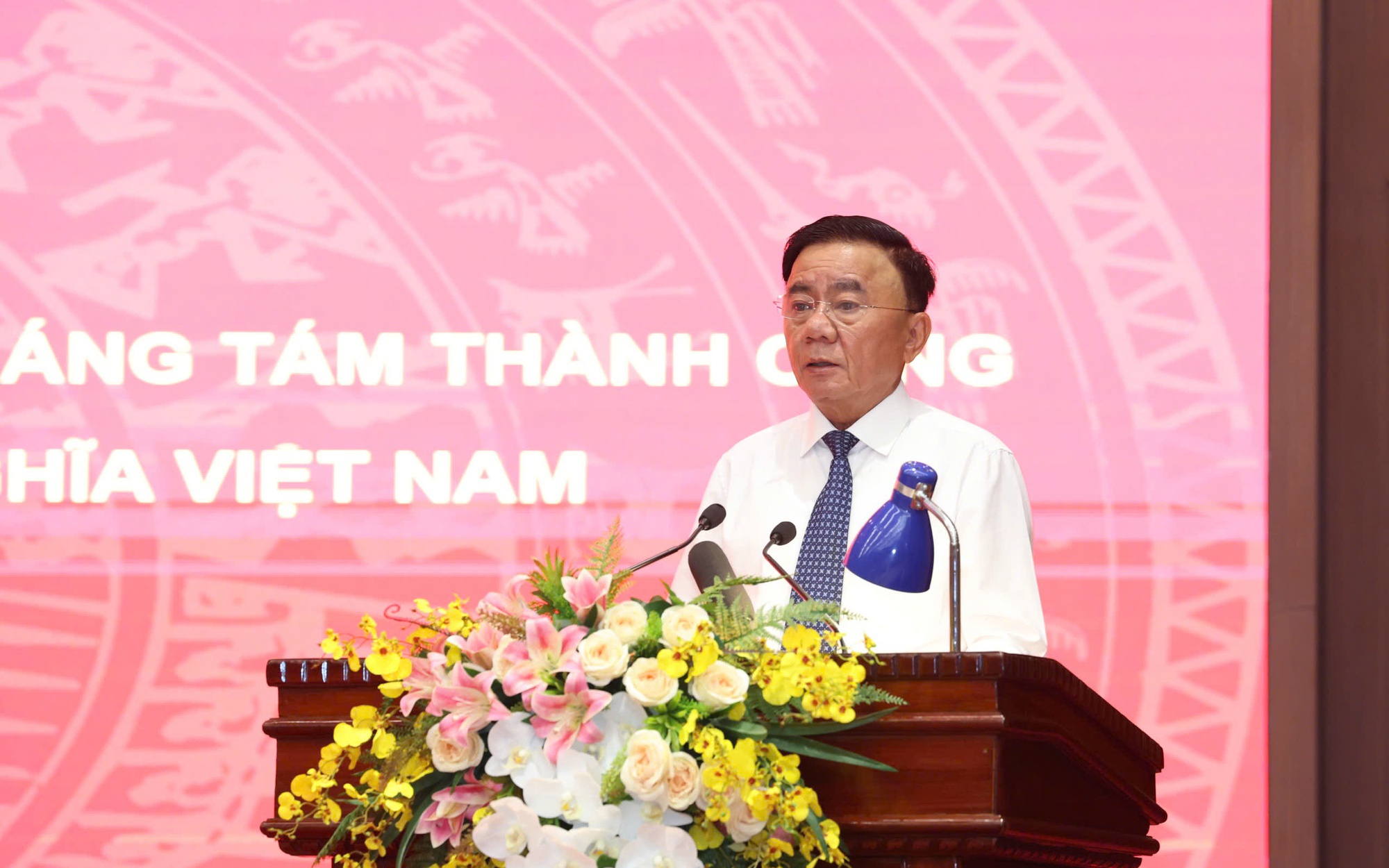 Tiếp tục phát huy tinh thần yêu nước, bồi đắp niềm tin và khát vọng phát triển