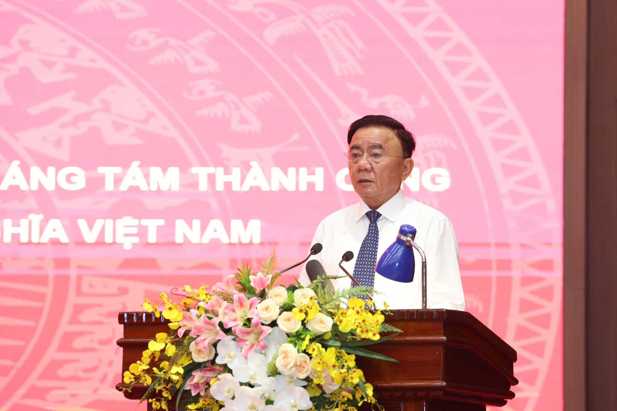 Tiếp tục phát huy tinh thần yêu nước, bồi đắp niềm tin và khát vọng phát triển- Ảnh 1. Tiếp tục phát huy tinh thần yêu nước, bồi đắp niềm tin và khát vọng phát triển- Ảnh 1.