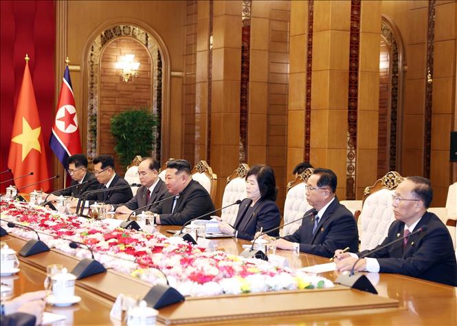 Tổng Bí thư Tô Lâm hội đàm với Tổng Bí thư, Chủ tịch Quốc vụ Triều Tiên Kim Jong Un- Ảnh 3. Tổng Bí thư Tô Lâm hội đàm với Tổng Bí thư, Chủ tịch Quốc vụ Triều Tiên Kim Jong Un- Ảnh 3.