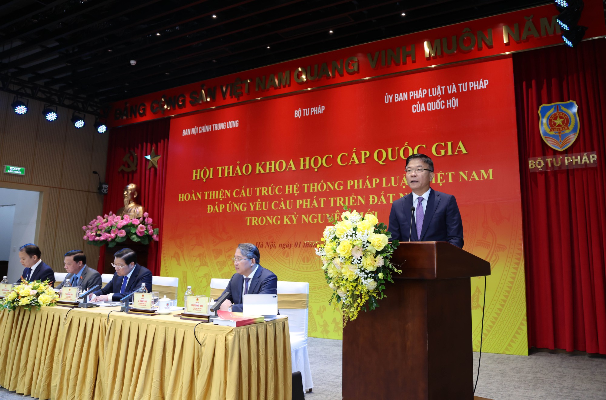 Làm rõ căn cứ lý luận, nền tảng cho việc hoàn thiện cấu trúc hệ thống pháp luật- Ảnh 3. Làm rõ căn cứ lý luận, nền tảng cho việc hoàn thiện cấu trúc hệ thống pháp luật- Ảnh 3.