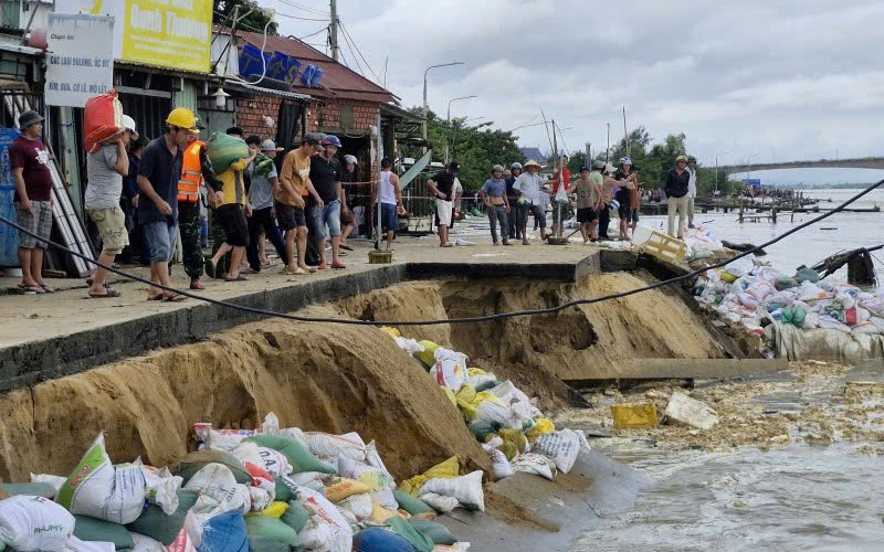 Hỗ trợ khẩn cấp 100 tỷ đồng cho TP Đà Nẵng khắc phục thiệt hại do mưa lũ