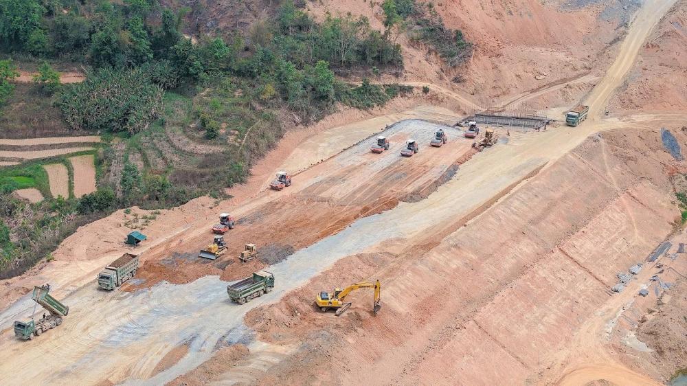 Cao tốc qua Cao Bằng, Lạng Sơn có kịp 'cán đích' vào ngày 19/12? - Ảnh 1. Cao tốc qua Cao Bằng, Lạng Sơn có kịp 'cán đích' vào ngày 19/12? - Ảnh 1.