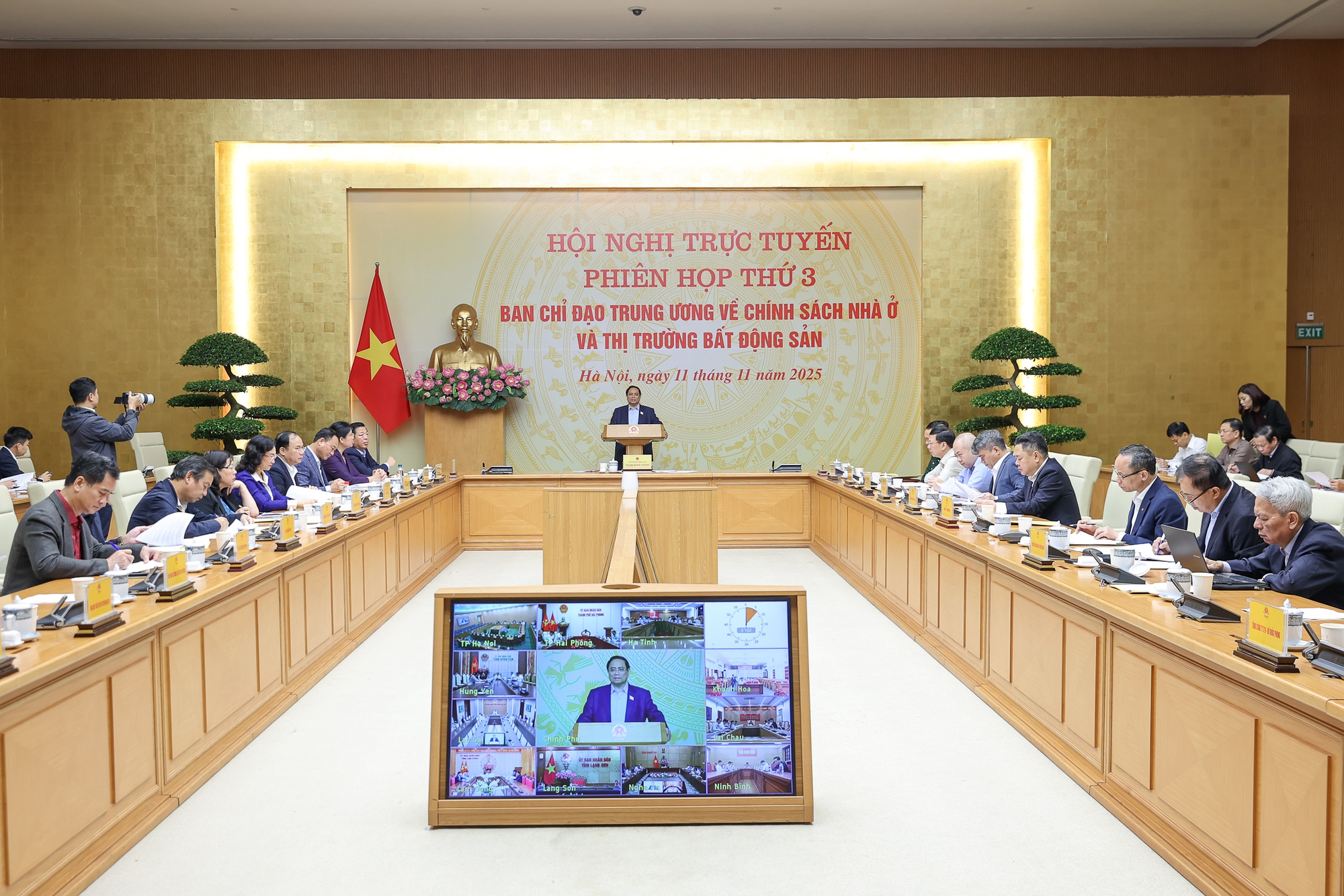 Thủ tướng: Không để người dân phải "lòng vòng", mất thêm chi phí khi tiếp cận nhà ở xã hội- Ảnh 1. Thủ tướng: Không để người dân phải "lòng vòng", mất thêm chi phí khi tiếp cận nhà ở xã hội- Ảnh 1.