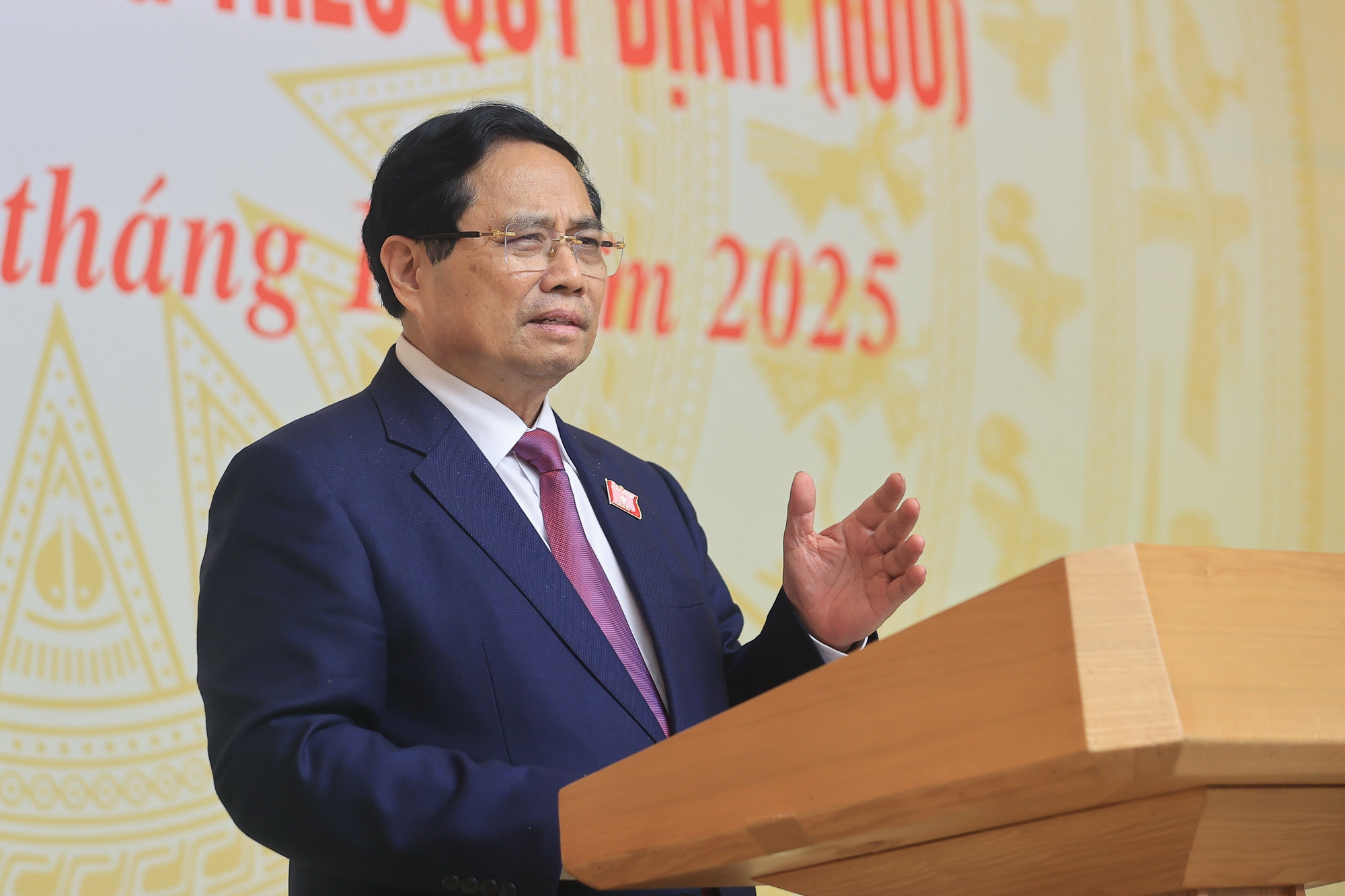 Thủ tướng: Người đứng đầu bộ, ngành, địa phương phải chịu trách nhiệm trực tiếp, toàn diện nếu để tàu cá vi phạm IUU- Ảnh 7.