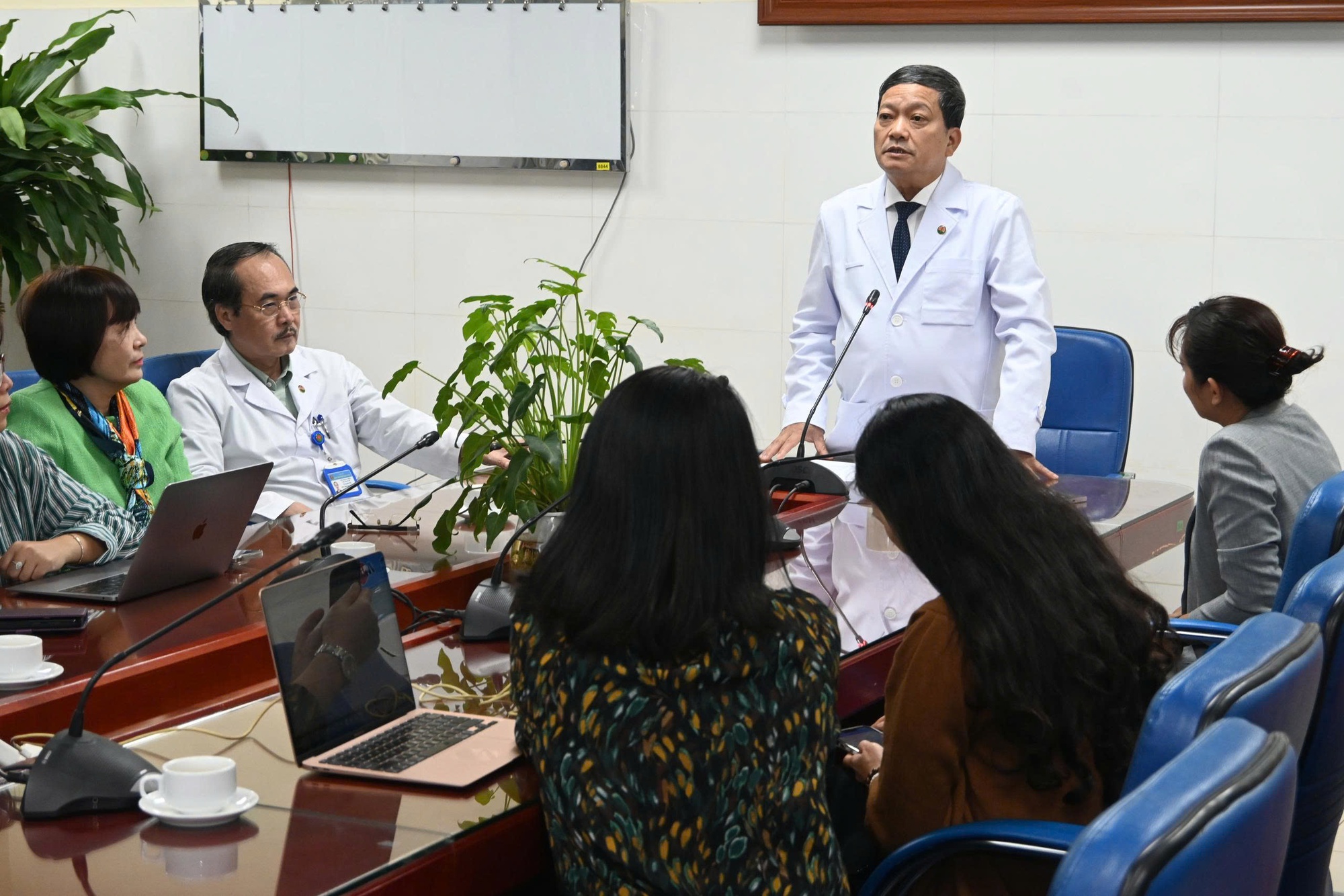 Lần đầu tiên, 2 ca ghép phổi thực hiện song song và thành công- Ảnh 1.