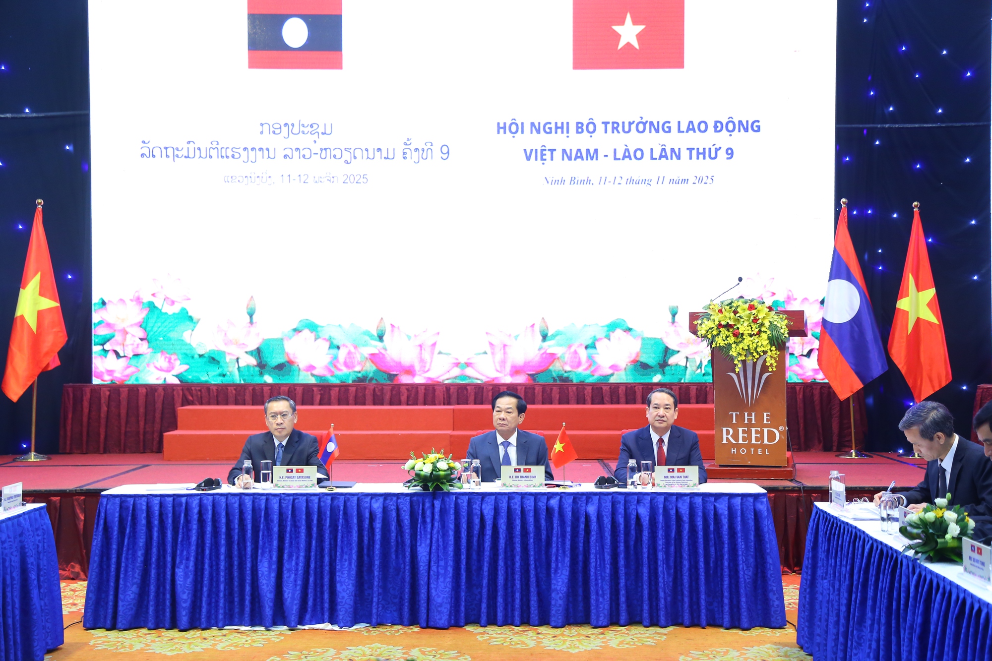 Việt Nam và Lào ký hợp tác trong lĩnh vực lao động và người có công- Ảnh 1. Việt Nam và Lào ký hợp tác trong lĩnh vực lao động và người có công- Ảnh 1.