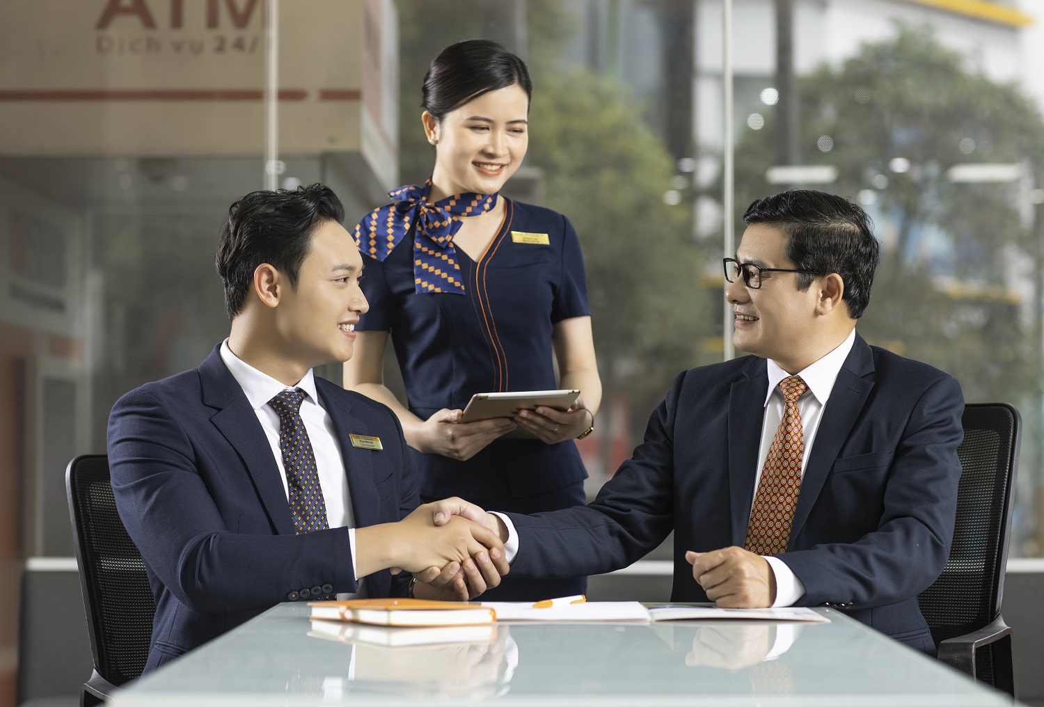 SHB có nhiều chương trình tri ân khách hàng nhân kỷ niệm 32 năm thành lập- Ảnh 3.