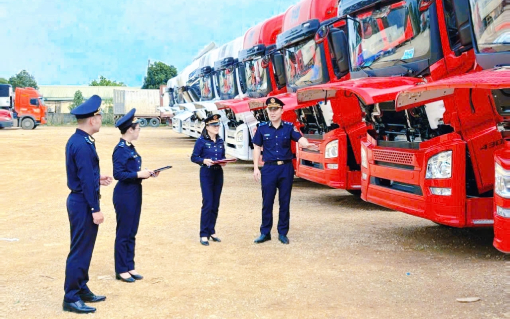 Hải quan khu vực XVI thu ngân sách đạt 223% chỉ tiêu dự toán cả năm