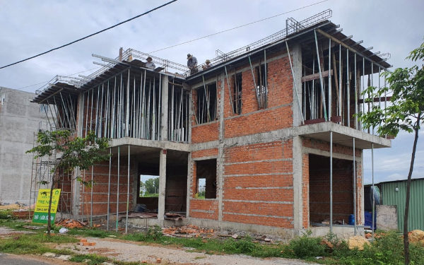 Xây nhà riêng có phải làm thủ tục thông báo khởi công?