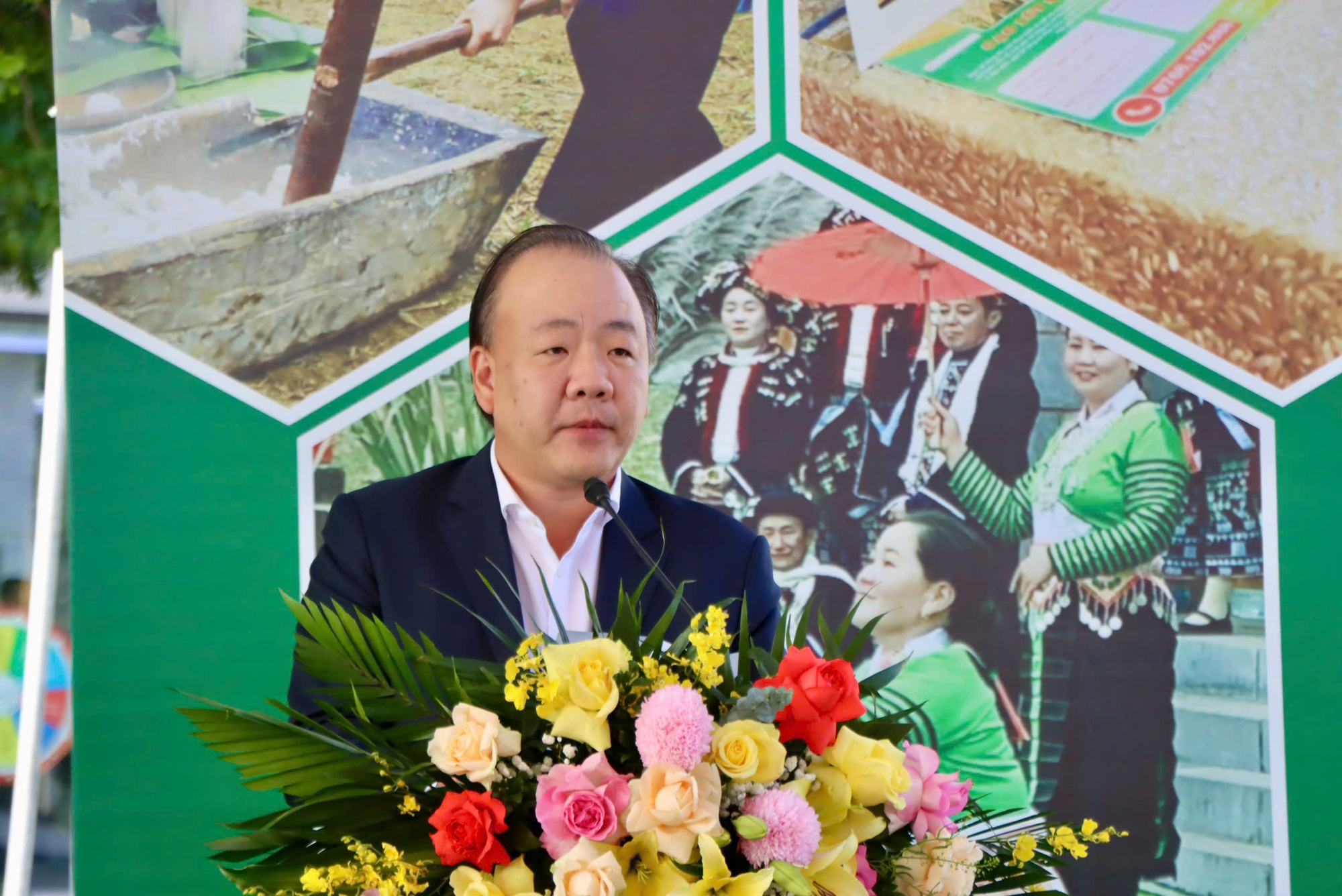 Khai mạc Ngày hội sản phẩm vùng đồng bào dân tộc thiểu số và miền núi phía Bắc- Ảnh 1. Khai mạc Ngày hội sản phẩm vùng đồng bào dân tộc thiểu số và miền núi phía Bắc- Ảnh 1.